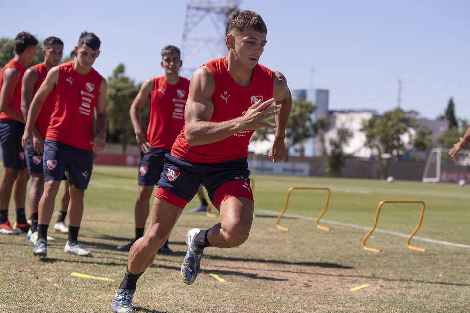 Un sábado de superacción y dos clásicos que se juegan en pasado y presente