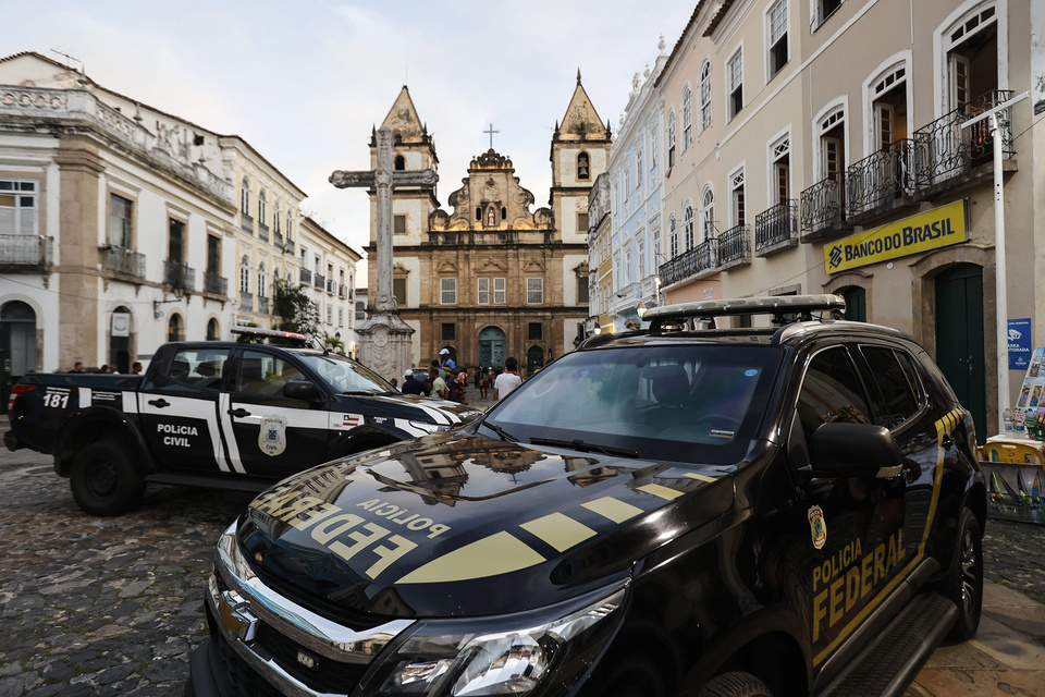 Brasil: se cayó el techo de una iglesia y falleció una turista