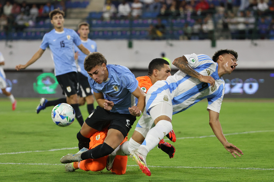 River Plate: Ruberto sufrió una rotura de ligamentos cruzados jugando para la Selección Sub 20