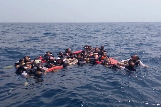 Tres turistas argentinos fueron rescatados de un naufragio en el Caribe