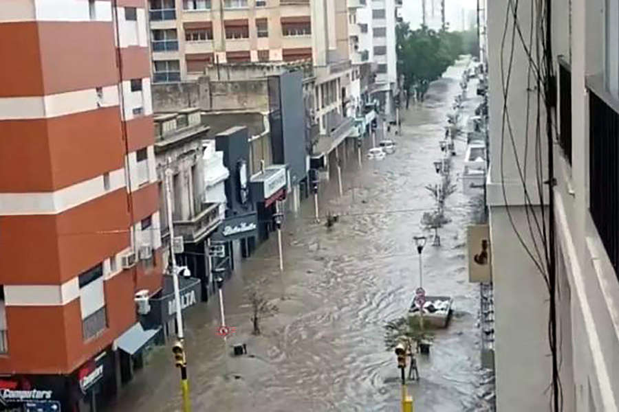 "Que deje de llover": el desesperado pedido que se repite en Bahía Blanca