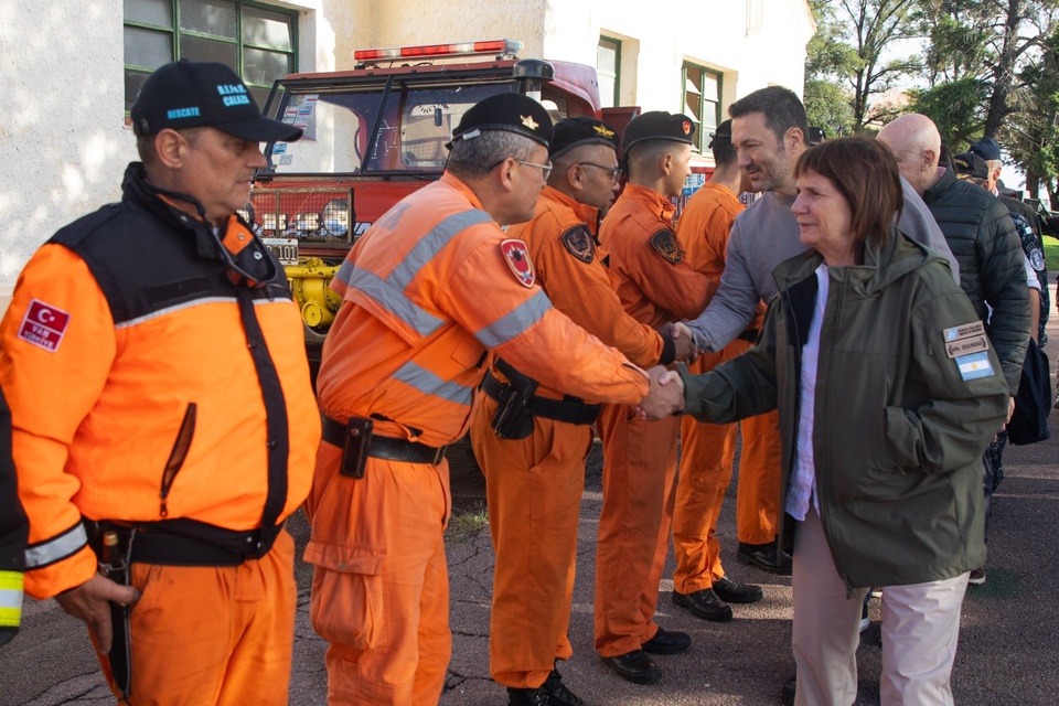 Bullrich aseguró que el Gobierno destinará 10 mil millones de pesos a la reconstrucción de Bahía Blanca