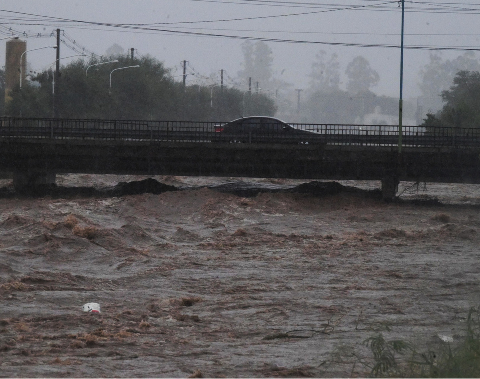 Inundaciones y evacuados en Tucumán