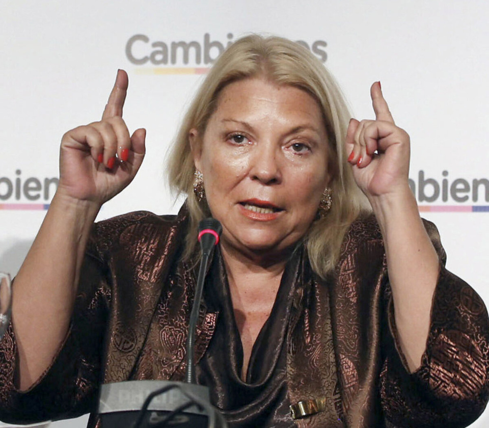 Carrió se mostró a favor del DNU para el acuerdo con el Fondo