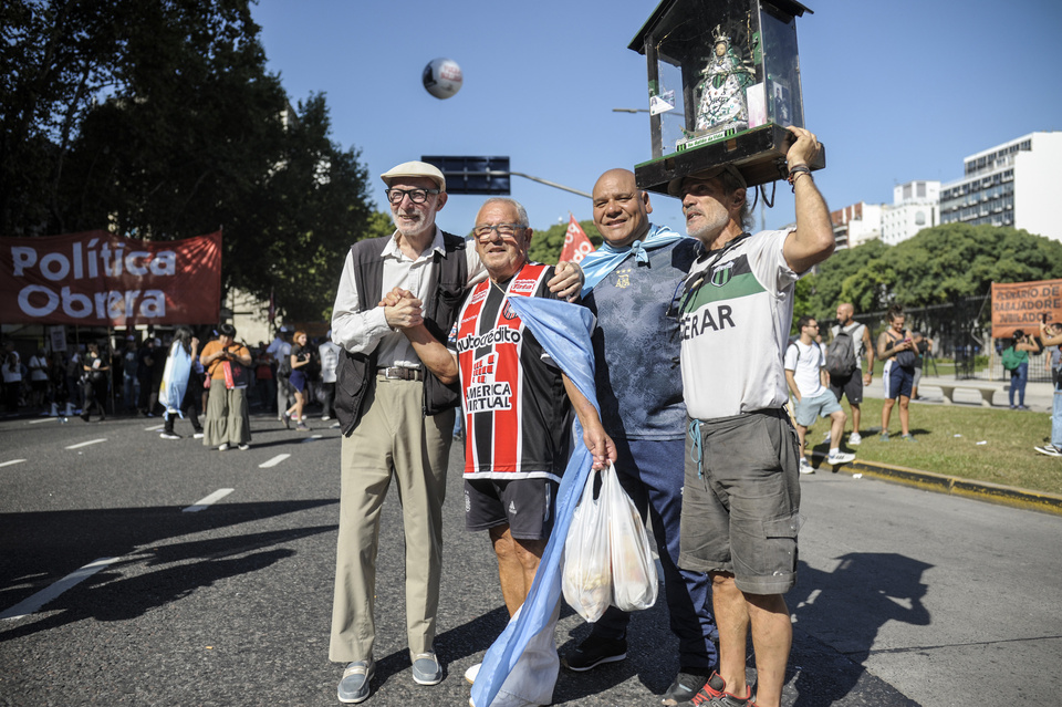 Los jubilados en la primera línea