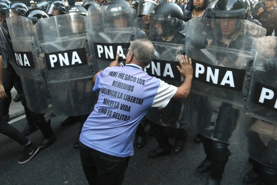 Otro miércoles de represión en la marcha de jubilados en Congreso