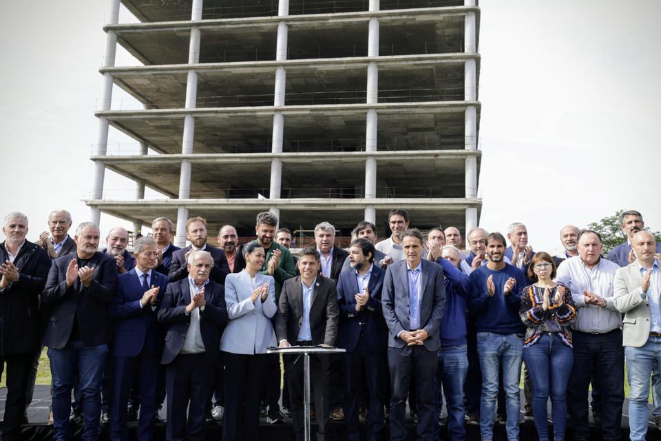 Con Gabriel Katopodis en primer plano, Axel Kicillof le puso Primera a la campaña
