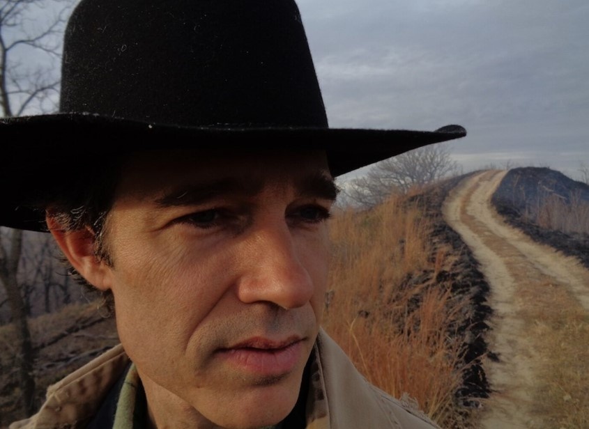 "Coyote Butterfly", el disco donde Simon Joyner evoca la muerte de su hijo