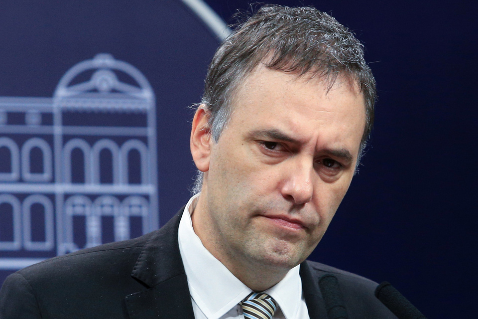 Presupuesto millonario, una sola conferencia y campaña porteña: el mes de Manuel Adorni