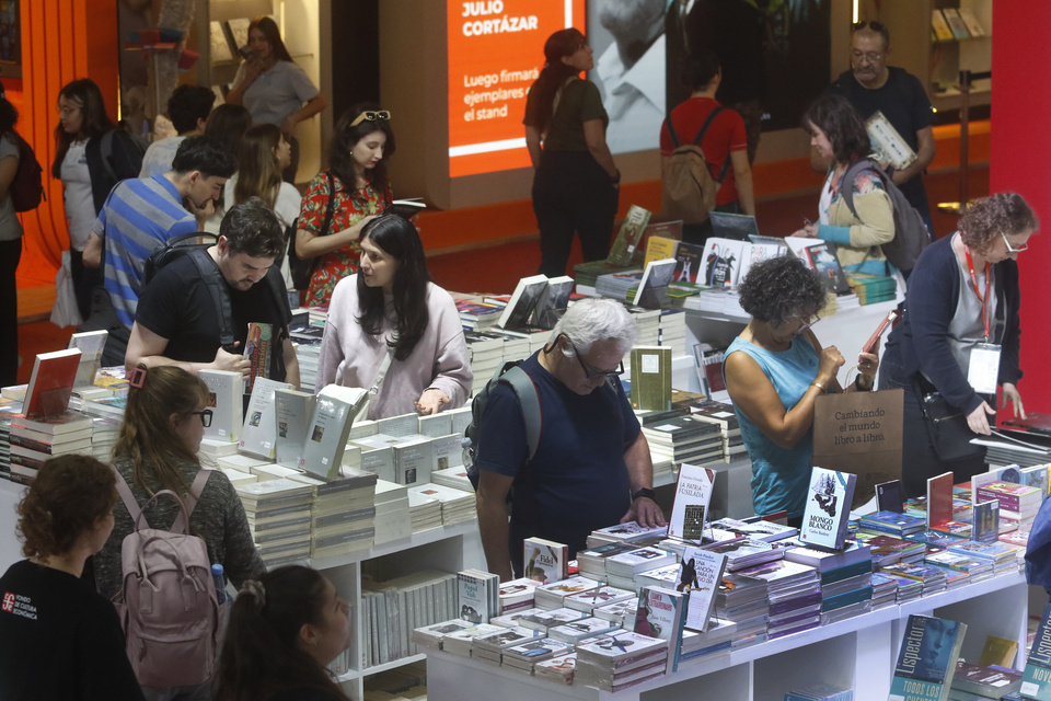 Nadie se salva solo: más ventas en una economía que empeora