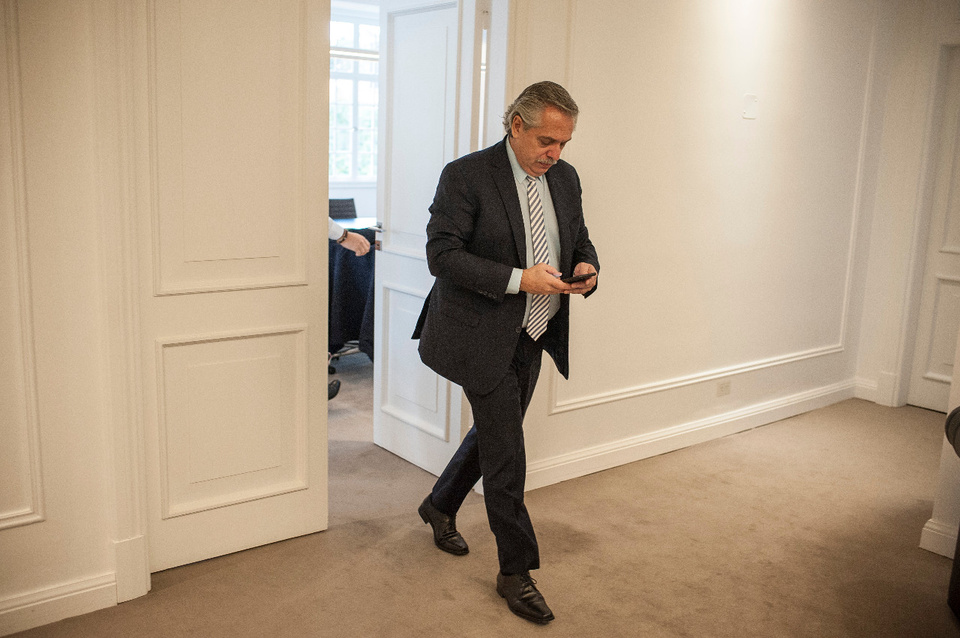 Se realizará el peritaje del celular y la tablet del expresidente