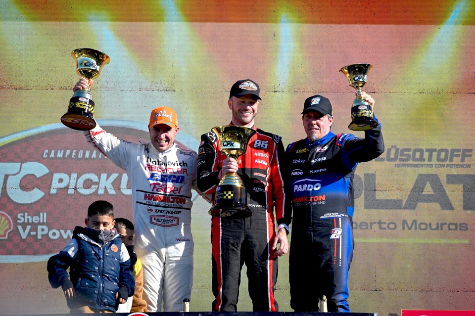 TC Pick Up: escalofriante vuelco de Agustín Martínez en La Plata - Image 3