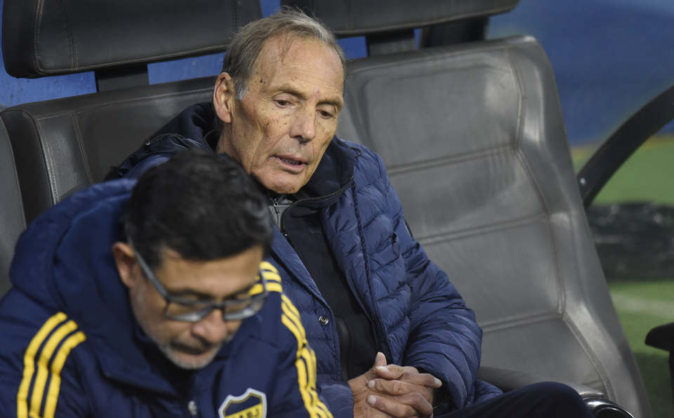 Miguel Russo: "Perdemos porque el árbitro no cobró una falta"