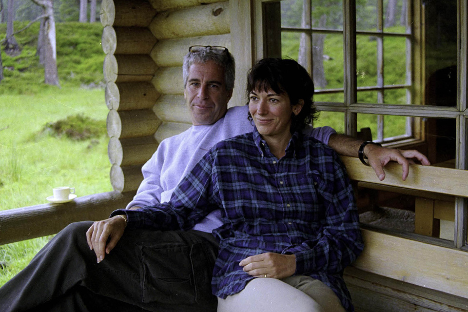 Trumpovo in Mileijevo zavezništvo ter ponovno preiskovanje Trumpovih povezav z Epsteinom