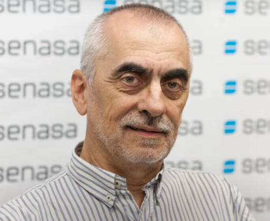 Predsednik Senase je odstopil zaradi spora glede cepiva proti slinavki in parkljevki