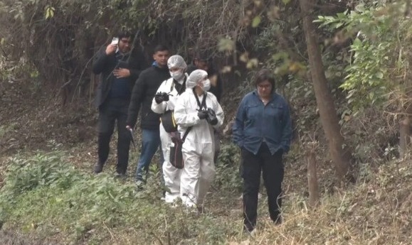 El escalofriante hallazgo en la casa del asesino serial: le daba restos de los cuerpos a sus perros - Image 2