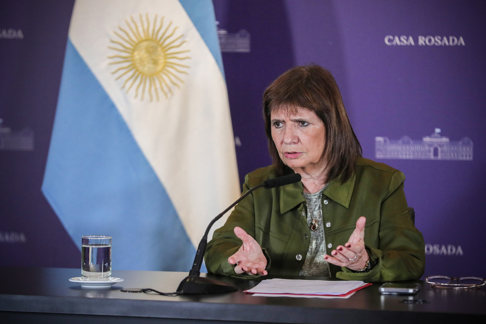 Bullrich quiere cambiar represión por Senado
