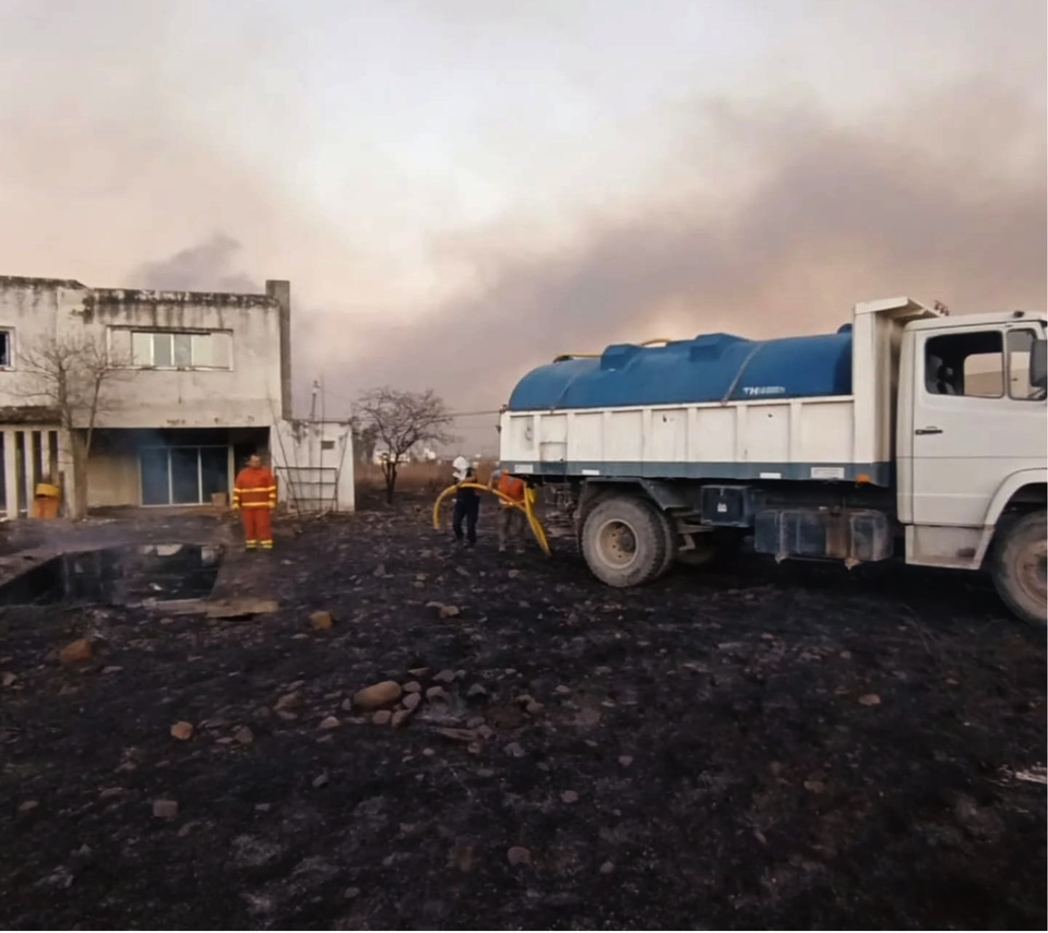 Salta lucha contra incendios: múltiples operativos de distintas áreas del norte del país - Image 1