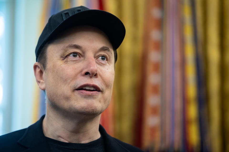 Elon Musk demanda por "monopolio" a sus competidores