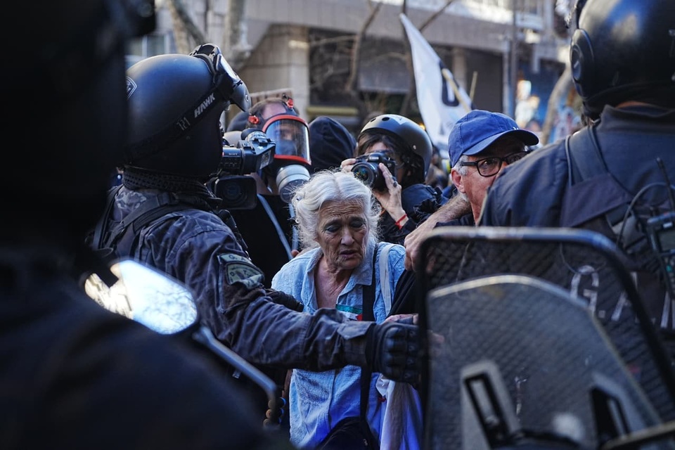 Máxima tensión en una nueva marcha de jubilados