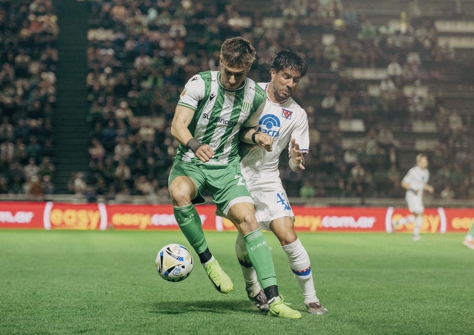 Banfield le ganó a Tigre y se metió en puestos de clasificación