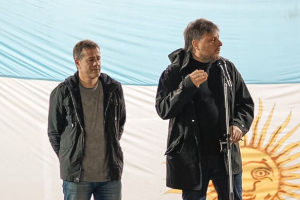 Leandro Santoro respaldó a Mariano Recalde como candidato de Fuerza Patria