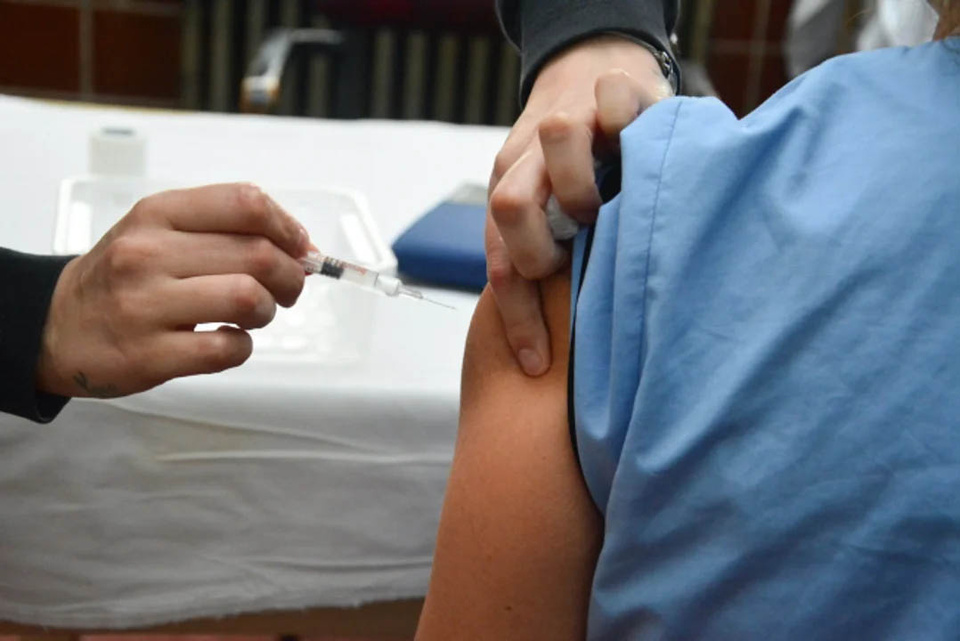 Cepivo proti dengi v Braziliji zmanjšalo hospitalizacije za 68 % med izbruhom