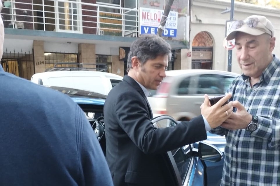 Cristina Kirchner in Axel Kicillof se pred volitvami sestala, da bi okrepila moči