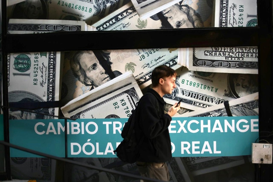 Vrednost dolarja v Peruju in Argentini v začetku oktobra odraža gospodarske razmere