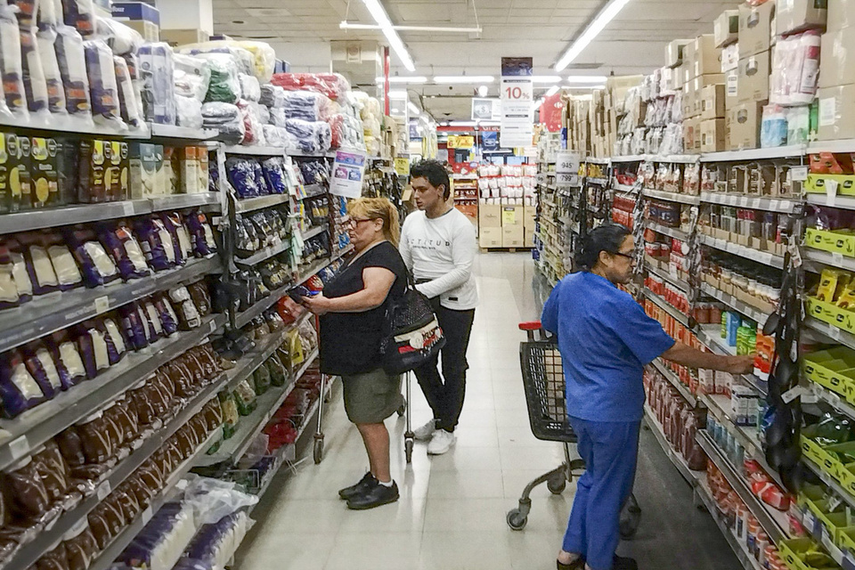 El consumo sigue en caída libre