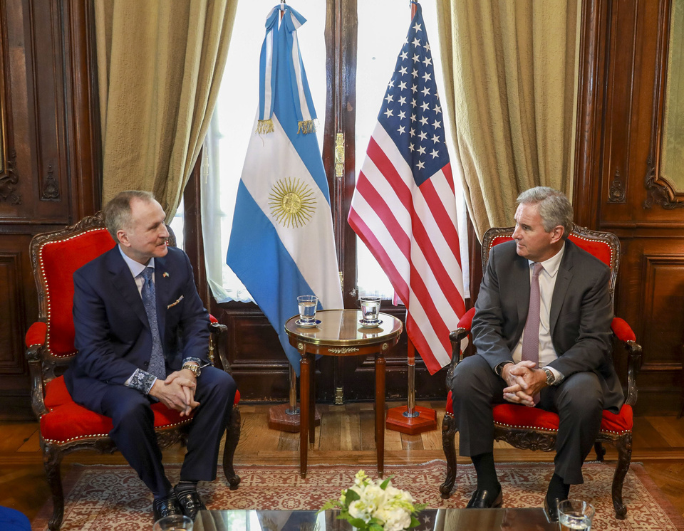 986180 4 a cancilleria