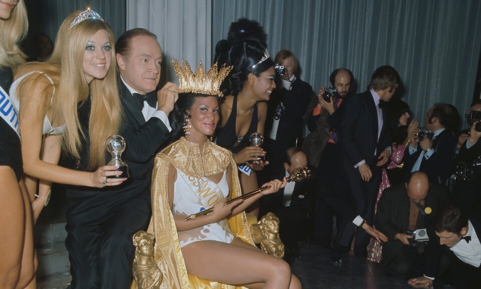Bombas fétidas feministas contra 'Miss Mundo' 1970: Ni guapas ni feas,  estamos furiosas