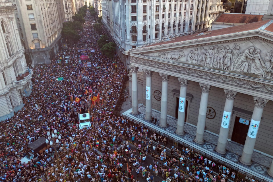 La Iglesia protestó por el vallado a la Catedral: "No fue por decisión eclesiástica"