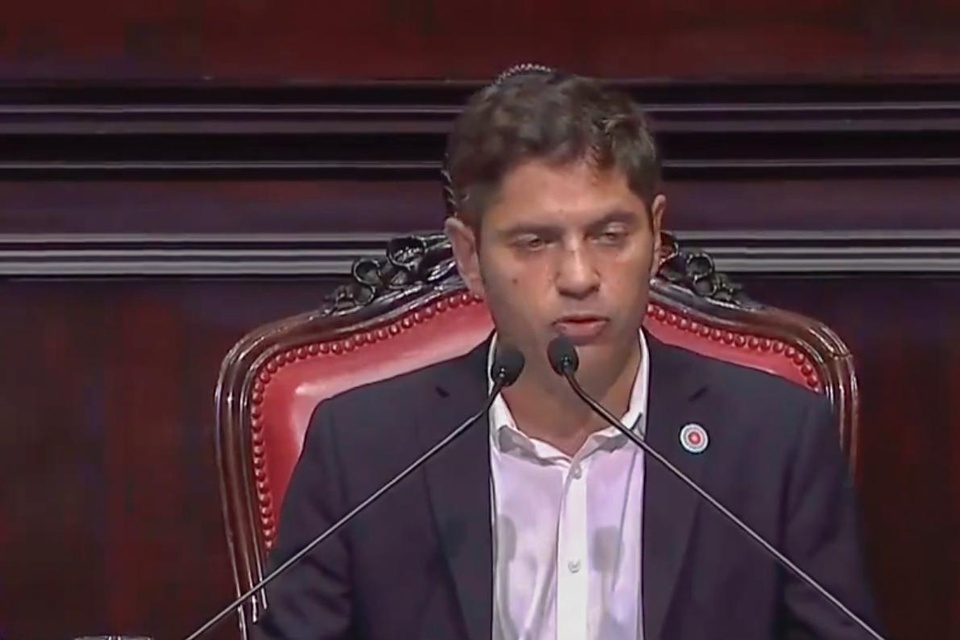 Kicillof abrió las sesiones legislativas con duras críticas a Milei