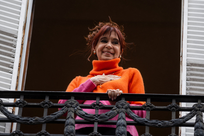 Día de la Lealtad: empieza la caravana hacia la casa de la expresidenta