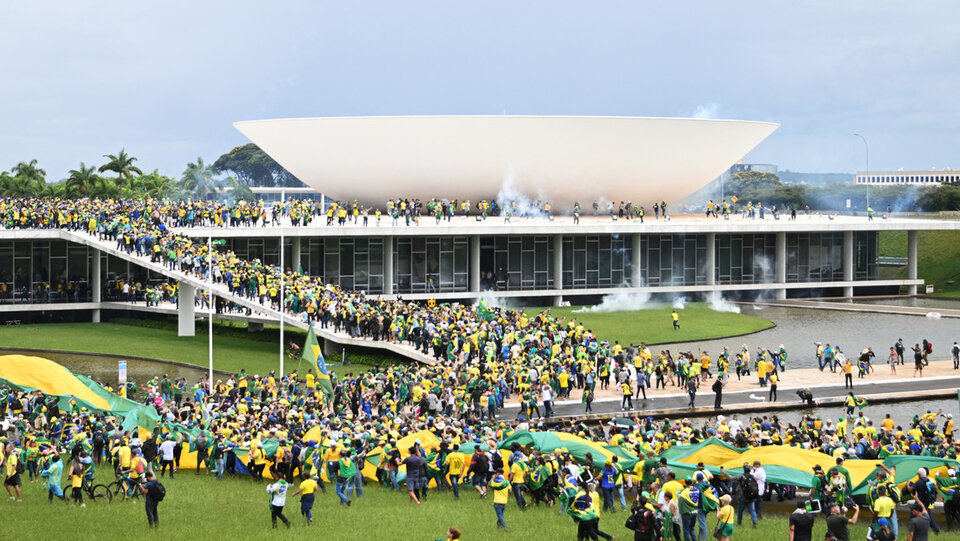 Manifestación golpista en Brasil: la reacción de los líderes sudamericanos